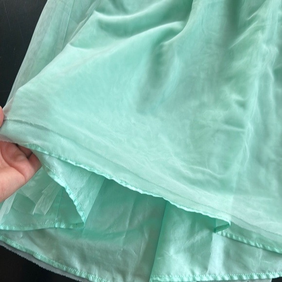 Cat & Jack Light Green Dress - Picture 4 of 5